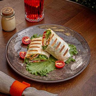 Rol sendvić sa junetinom 340g