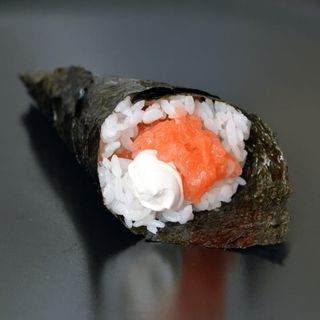 Temaki salmone e Philadelphia 
