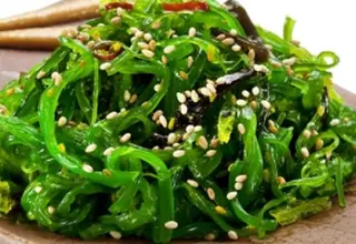 4.Ensalada Alga Wakame