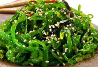 4.Ensalada Alga Wakame