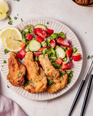 Pleurotus pane cu salata asortata