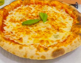 Pizza Quattro Formaggi (31cm)