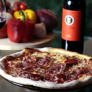 Pizza Nostrana (30 Cm.)