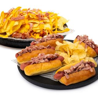 1 Rueda di MontyPerros + 1 appetizer