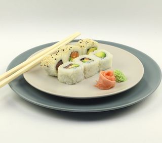 479. california de aguacate y atún