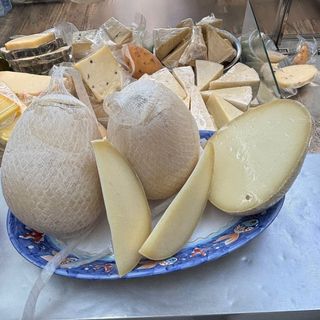 Provolone San Francesco semi piccante gr250