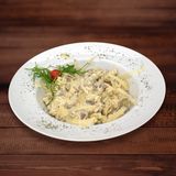 PASTA SA BIFTEKOM