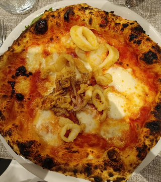 Pizza calamaro fritto