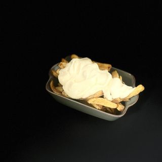 Ración De Patatas Alioli