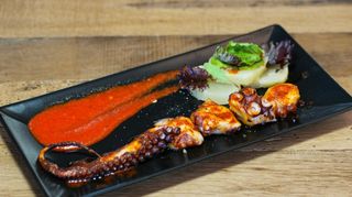 Pulpo A La Brasa