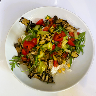 Insalata di riso alle verdure