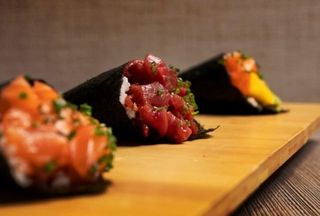 Temaki de Atum kimuchi