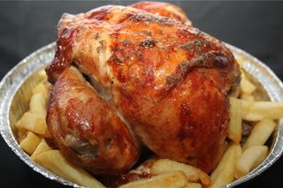 42. Pollo Entero Con Patatas