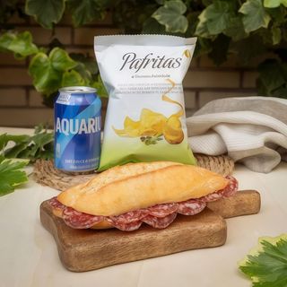 Menú Bocadillo De Salchichón Ibérico, Patatas Y Bebida