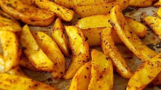 Porzione di patate speziate