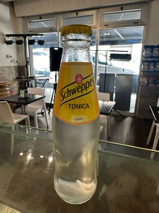 Schweppes tonica