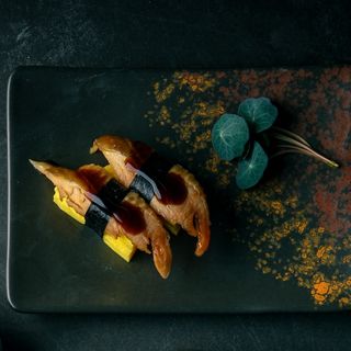 Нигири змиорка и тамаго