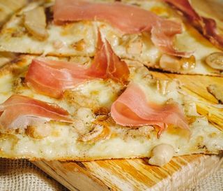 Pizza campagnola al spicchio