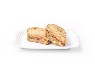 Сендвіч з яловичиною та трюфельною олією