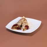 Palačinka sa Nutellom, plazmom i višnjama 200gr