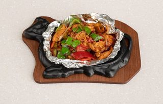 Курица на жаровне