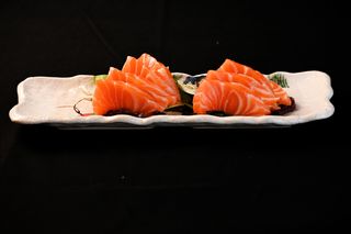 Sashimi de salmón 