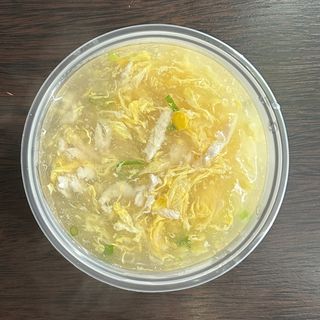 Zuppa di pollo e mais