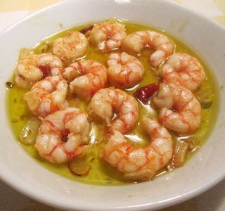 Tapa de gambas al ajillo