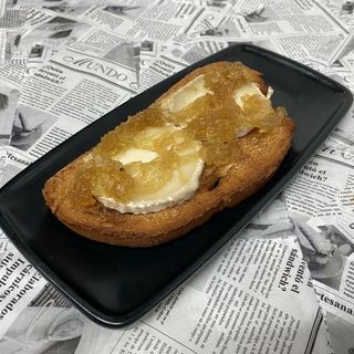 Tosta de queso de cabra 