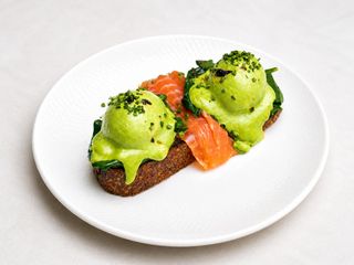 Яйця Бенедикт з лососем, 350г