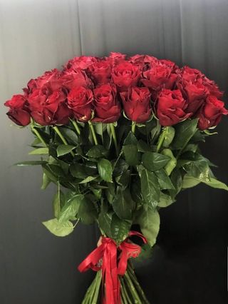 Վարդ Red Naomi(04)