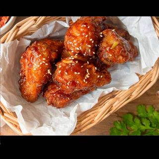 4 Korean dreaming creamy wings con patata fritas y bebida 