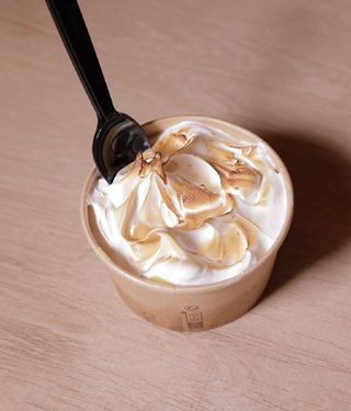 Pie de maracuyá porción