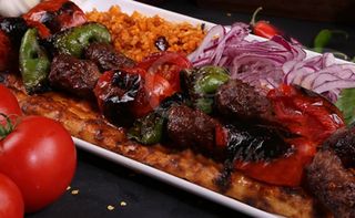 Domatesli Kebab