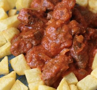 Guiso De Carne Con Tomate Y Papas
