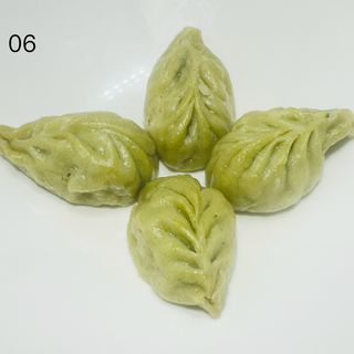 06 Ravioli di verdure al vapore - 4 pezzi