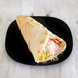 Грил сандвич с шунка и кашкавал (350г)-малък