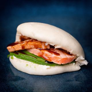 Guabao con salmone 1pezzo 