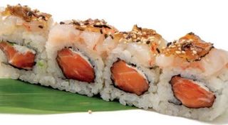 131 Uramaki Amaebi tartufo roll