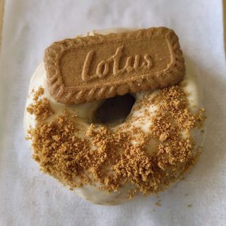BRonut LOTUS
