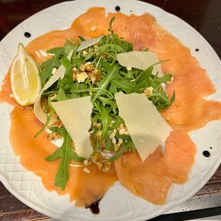 Ensalada de salmón
