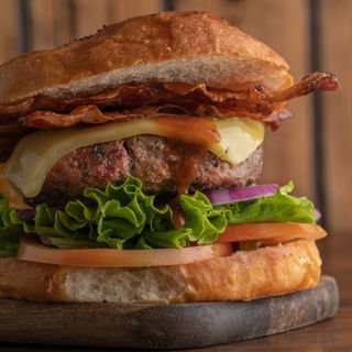 Hamburguesa La Tavernera