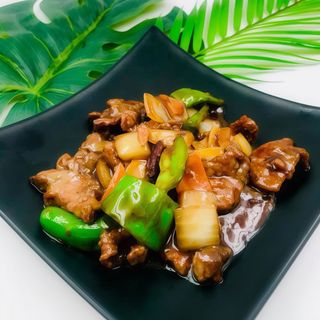 27. Ternera con Salsa Picante