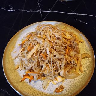 Massa de Arroz com Legumes