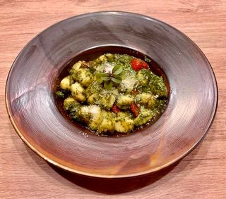 Gnocchi z pesto bazyliowym