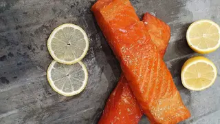 [RYB] Łosoś wędzony na ciepło 0,5 kg