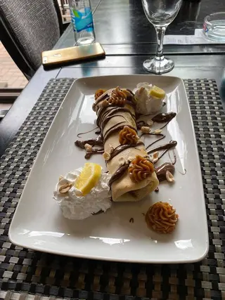 Snickers palačinka