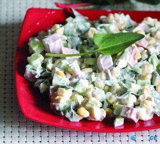 სალათი თინუსით