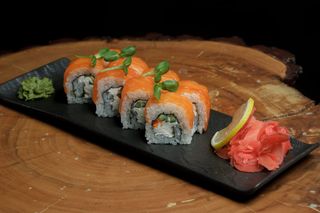 Філадельфія з лососем (260г)