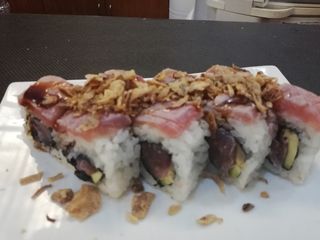 U10 Ura new maguro - 8 pezzi